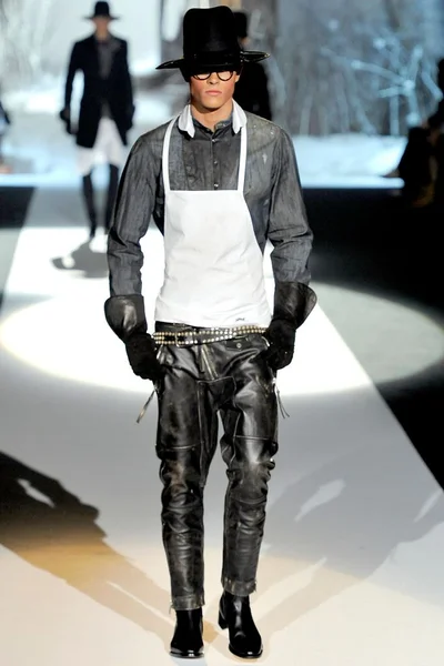 Look 5